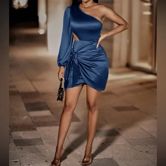 Luxe one shoulder cutout satin bodycon dress - Picture 13 of 16